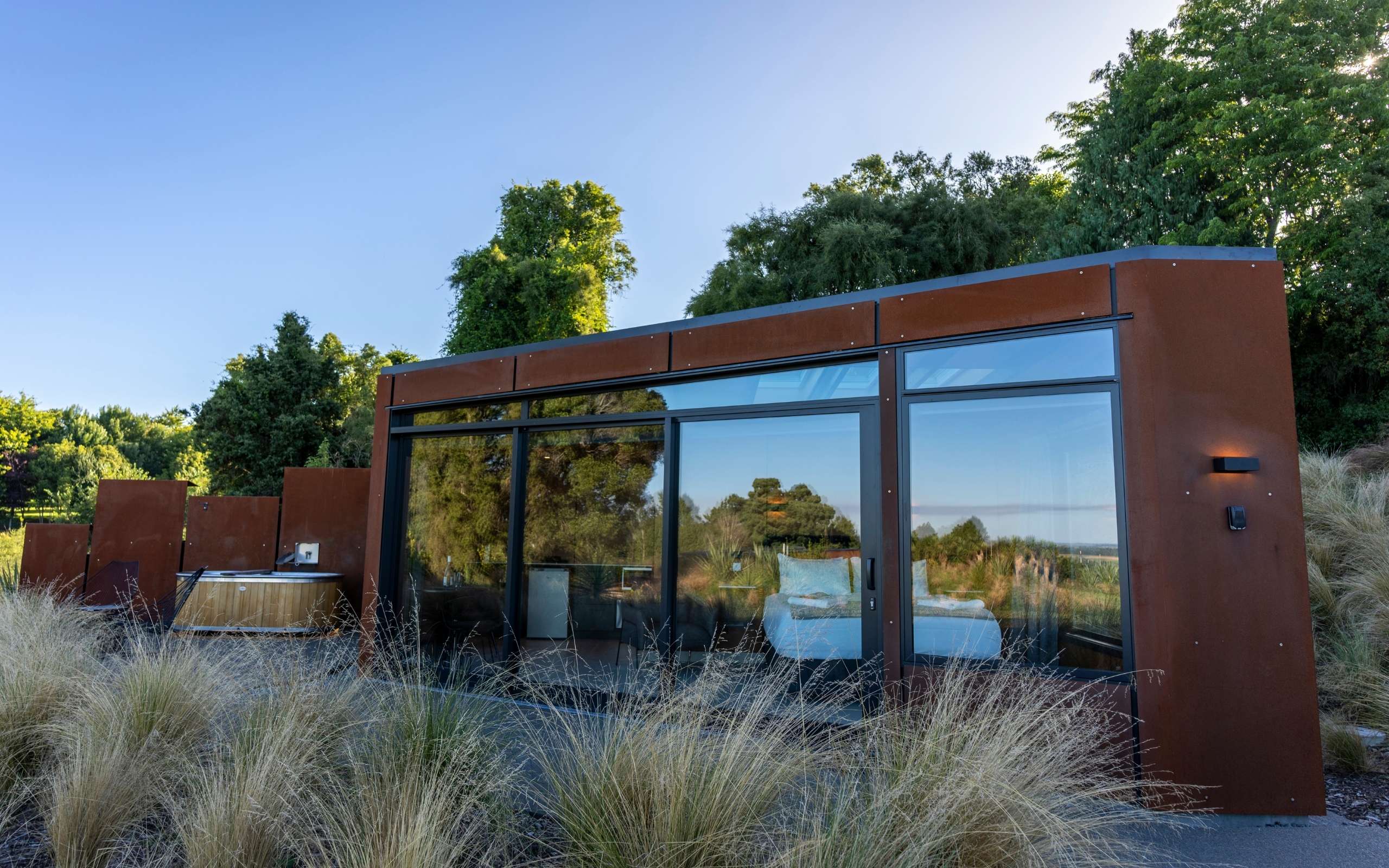 Ngā Whare Mānatu